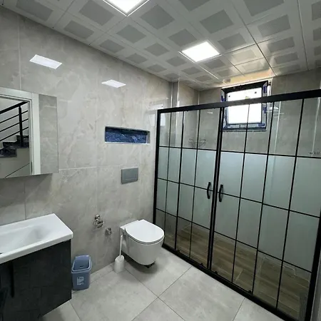 Five Bedroom Luxury Private Pool