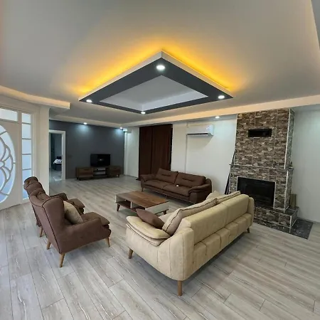 Five Bedroom Luxury Private Pool فيلة